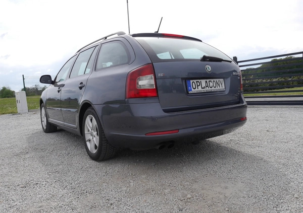 Skoda Octavia cena 24800 przebieg: 281485, rok produkcji 2011 z Ciechanów małe 277